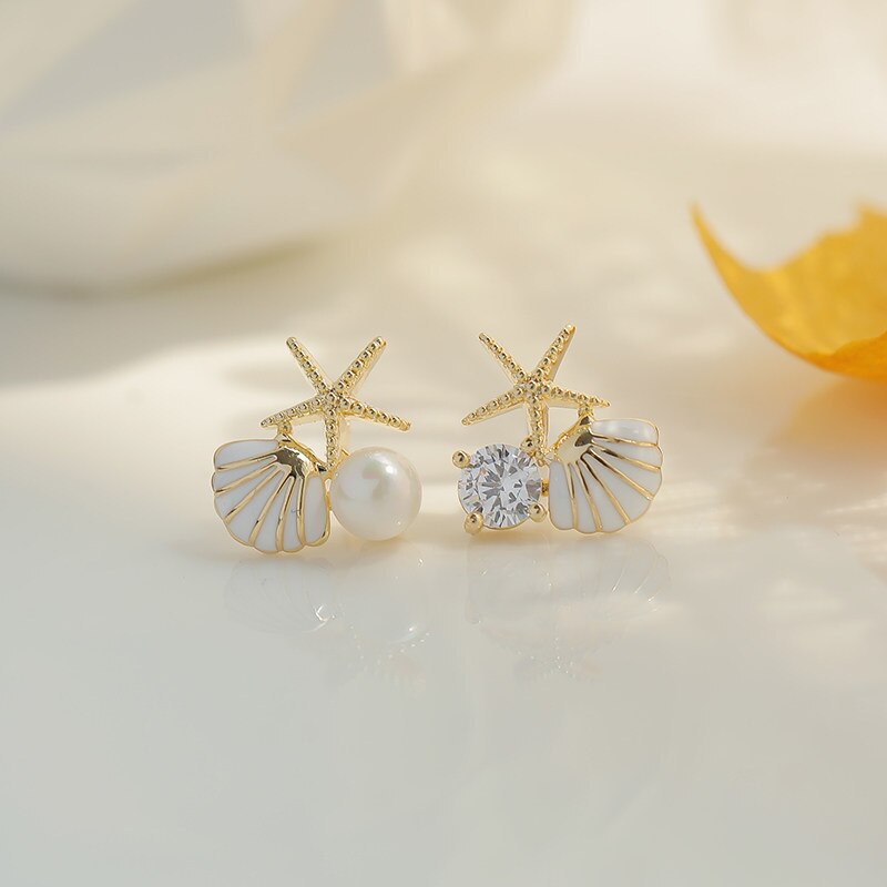 Starfish Shell Stud Earrings for Women Small Cute Earrings with Imitation Pearl Fashion Banquet Wedding Jewelry