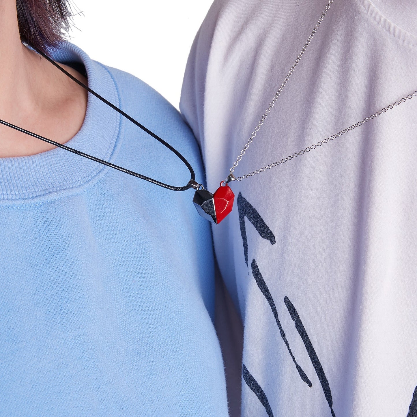 2Pcs/Lot Magnetic Couple Necklace Friendship Heart Pendant Distance Faceted Charm Necklace Women Valentine's Day Gift 2021