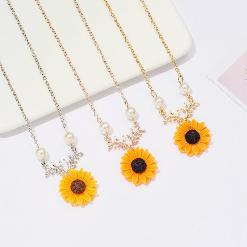 Fashion Sunflower Choker Necklace For Women Cute Flower Pearl Pendant Lady Girls Party Jewelry Accessories Charm Gift