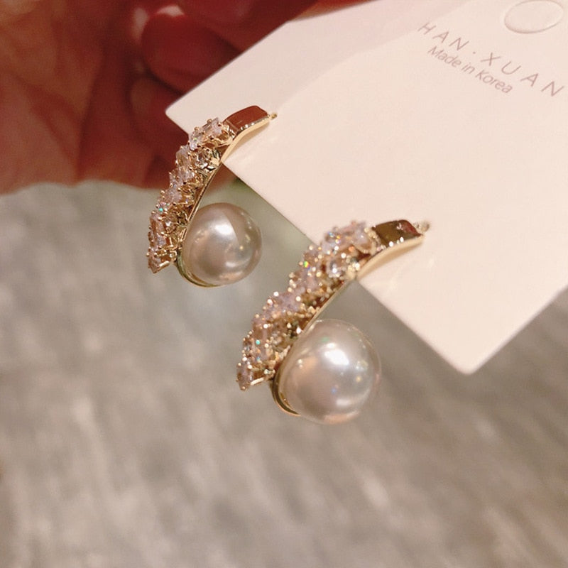 Pearl Rhinestone Bear Love Earrings Female Exquisite Small Earrings Korea Simple Cute Earrings Female Party Beautiful Jewelry - Charlie Dolly