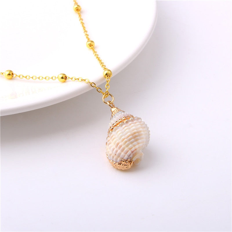 Lateefah Boho Conch Shell Necklace Conch Sea shell Necklace Pendant For Women Collier Femme Shell Cowrie Summer Jewelry