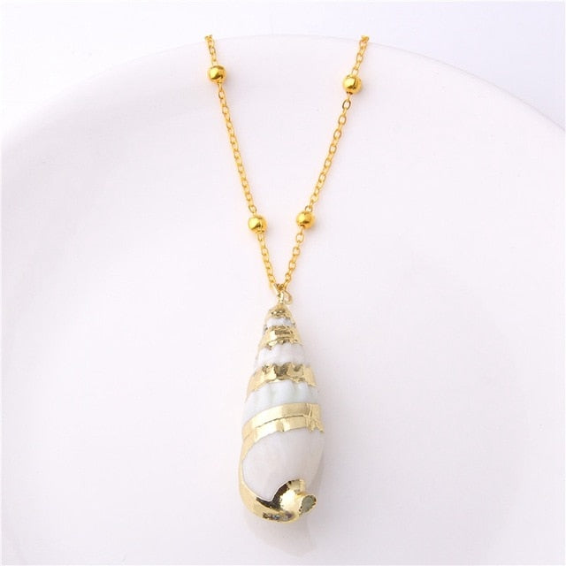 Lateefah Boho Conch Shell Necklace Conch Sea shell Necklace Pendant For Women Collier Femme Shell Cowrie Summer Jewelry