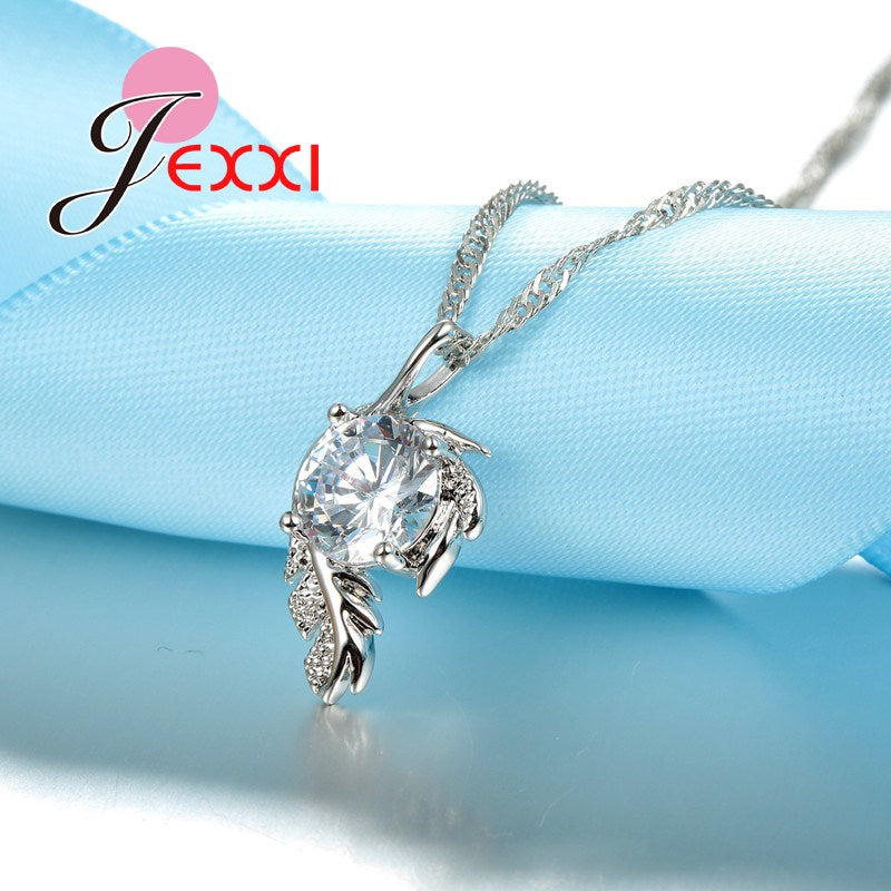 Beautiful Girlfriend Birthday Gift Sterling Silver Chain Necklace Fashion Leaf Style Crystal Pendant Women Jewelry