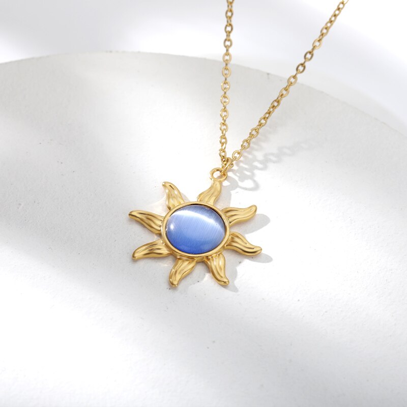 Vintage Natural Moonstone Labradorite Necklaces For Women Opal Aesthetic Sun Flower Pendant Necklace Jewelry Friends Gift colar