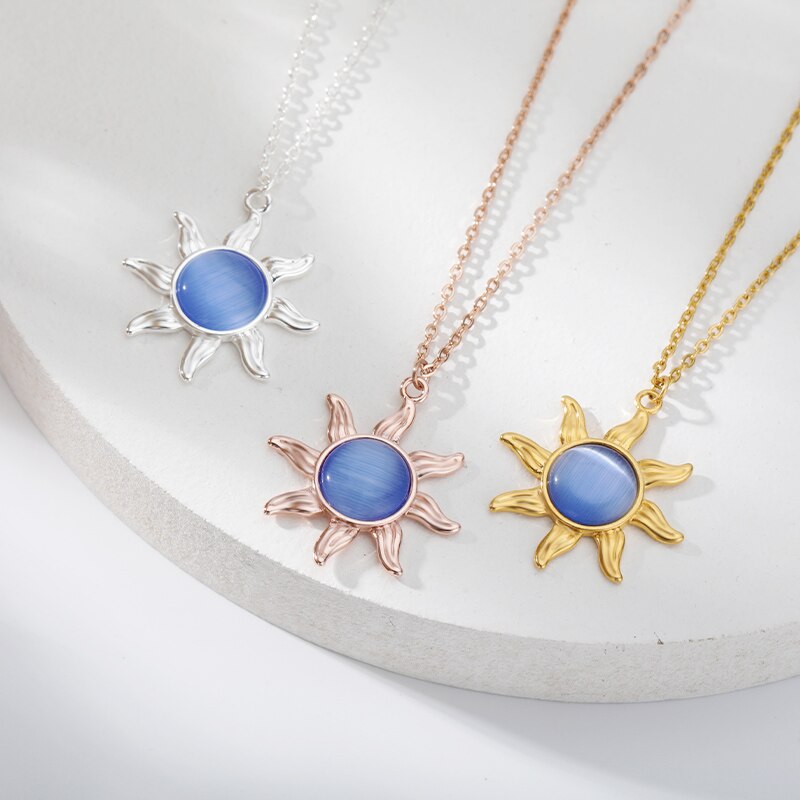 Vintage Natural Moonstone Labradorite Necklaces For Women Opal Aesthetic Sun Flower Pendant Necklace Jewelry Friends Gift colar
