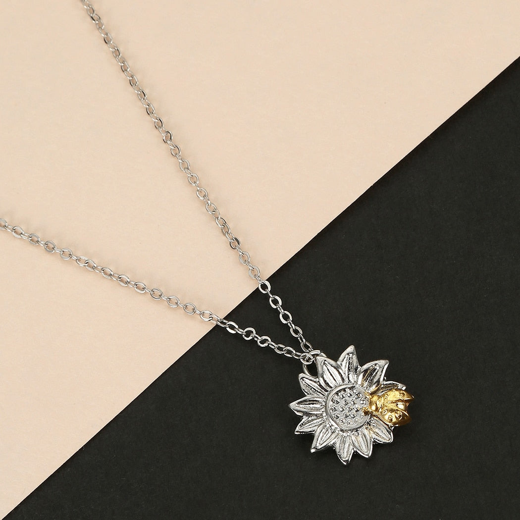 Kinitial Women Charm SunFlower Pendant Necklaces for Femme Cute Animal Ladybug Necklace Glamour Statement Choker Jewelry