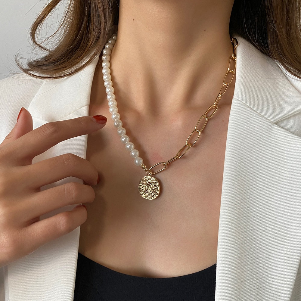 2023 Boho Necklaces & Pendants Vintage Multilayer Choker Necklace Women Fashion Collar Collier Femme Moon Jewelry Accessories