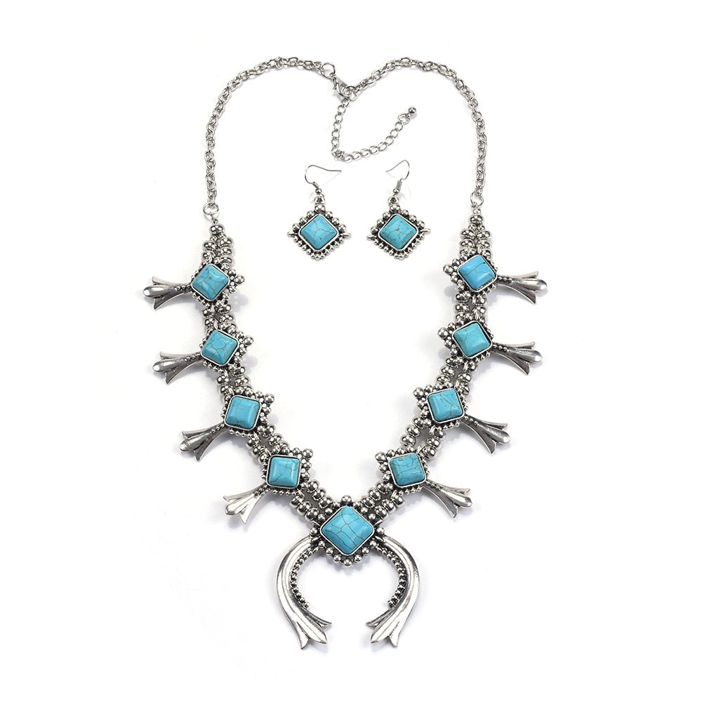 Bohemian Resin Stone Vintage Statement Choker Necklaces Women Fashion Indian Maxi Long Horn Pendants Necklace - Charlie Dolly