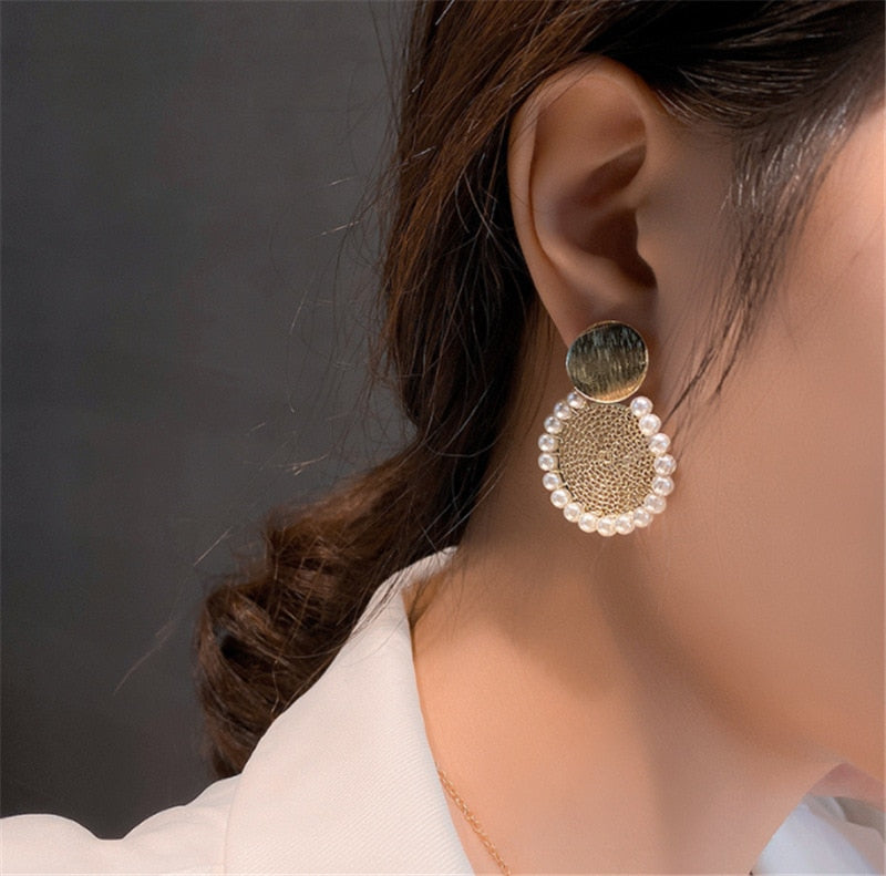 XIYANIKE Geometric Round Pearl Earrings Temperament Online Celebrity Earrings Personality Design Earrings