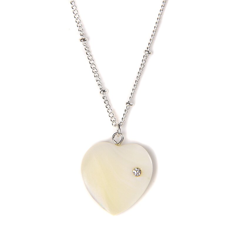 White Shell Necklace Summer Natural Mother of Pearl Shell Pendant Necklace for Women Heart Leaf Chokers Female Jewelry Boho Gift
