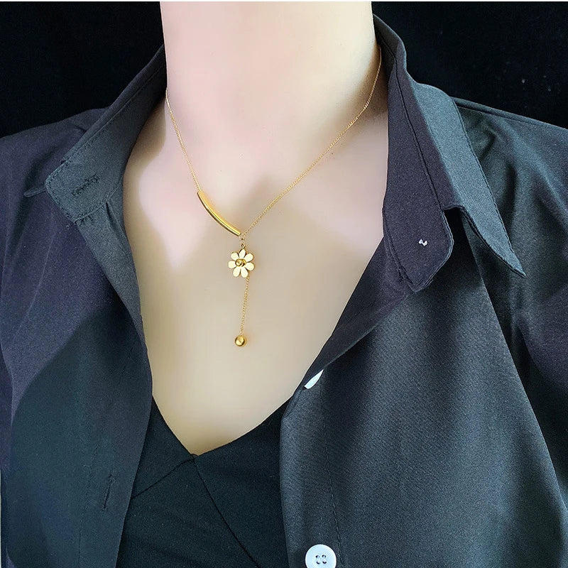 Stainless Steel Long Flower Pendant Necklace, Vintage Blooming Clavicle Chain