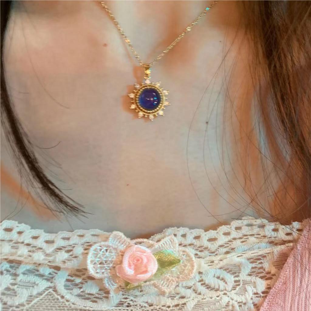 G&D Feeling Mood Sensitive Color Changing Sun Flower Pendant Necklace Gold Color Stainless Steel Necklaces Gift Jewelry