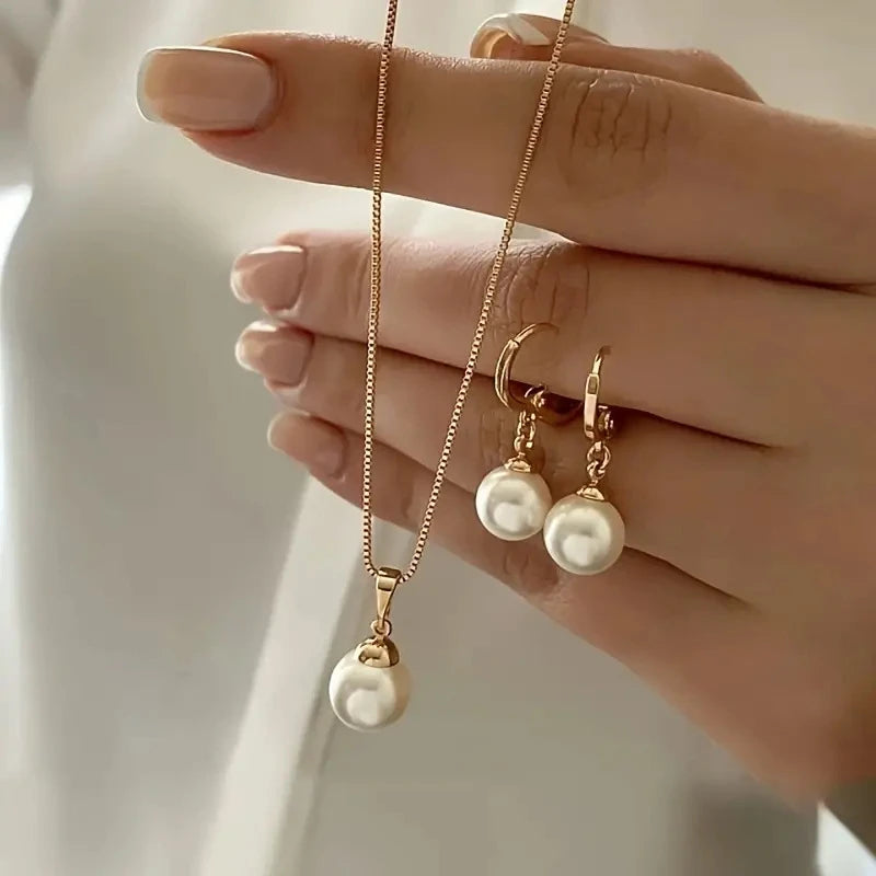 Vintage Pearl Pendant Chain Necklace and Earring Set