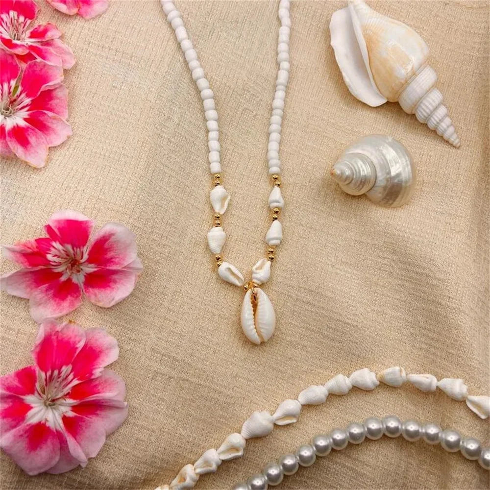 Conch Shell White Bead Chain Necklace Jewelry