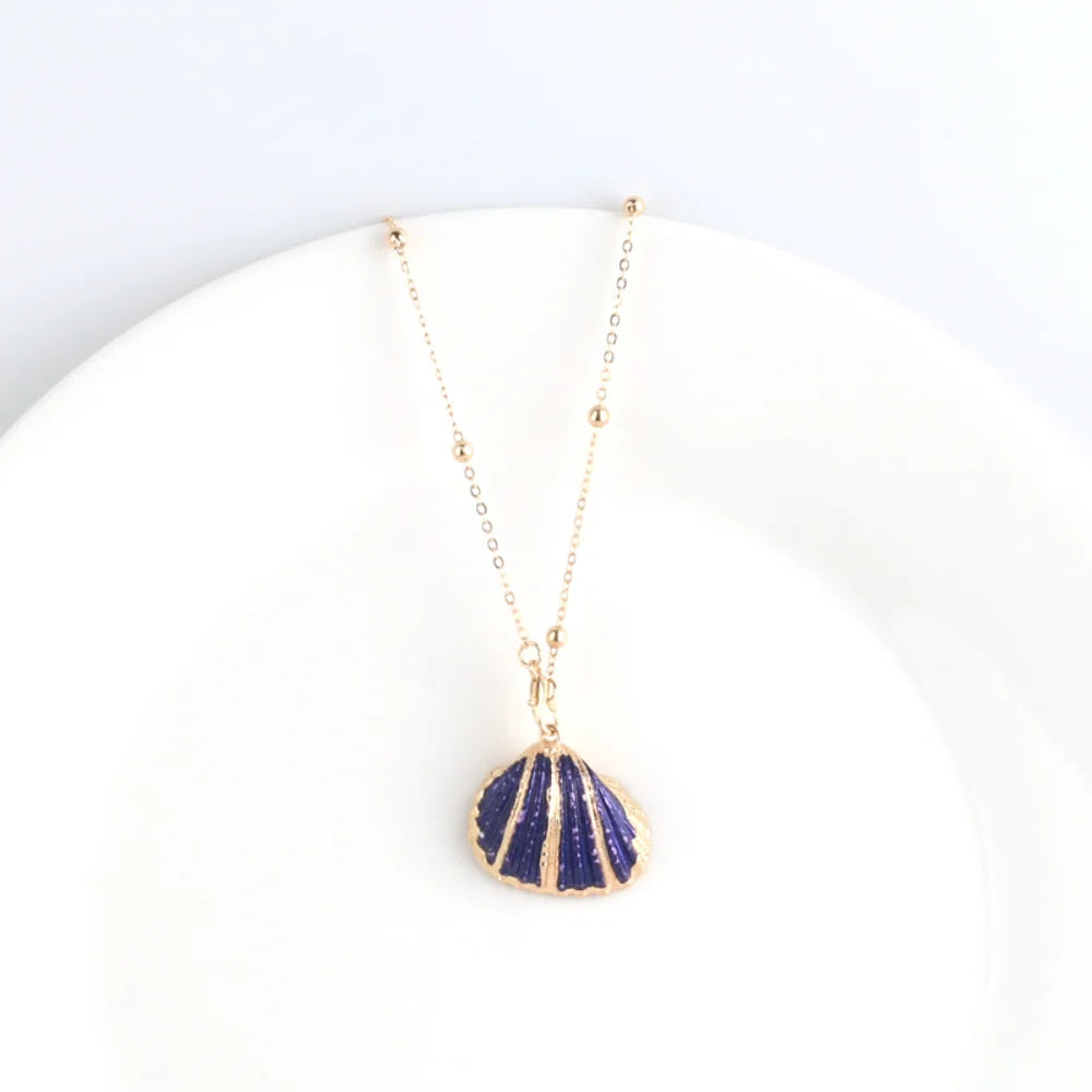 Conch Shell Boho Pendant Necklace