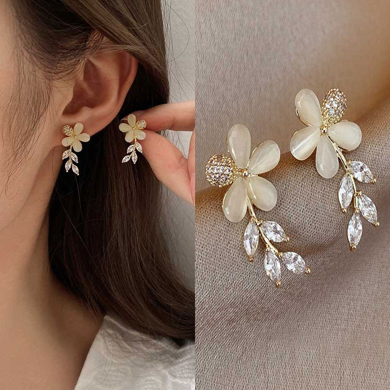 Circle Shell Flower Hoop Earrings For Women Fashion Sweet Metal Jewelry Oorbellen Gift