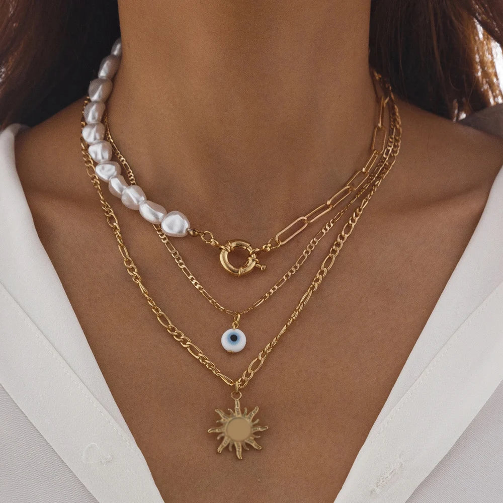 Irregular Pearl Multilayer Heart Pendant Boho Choker