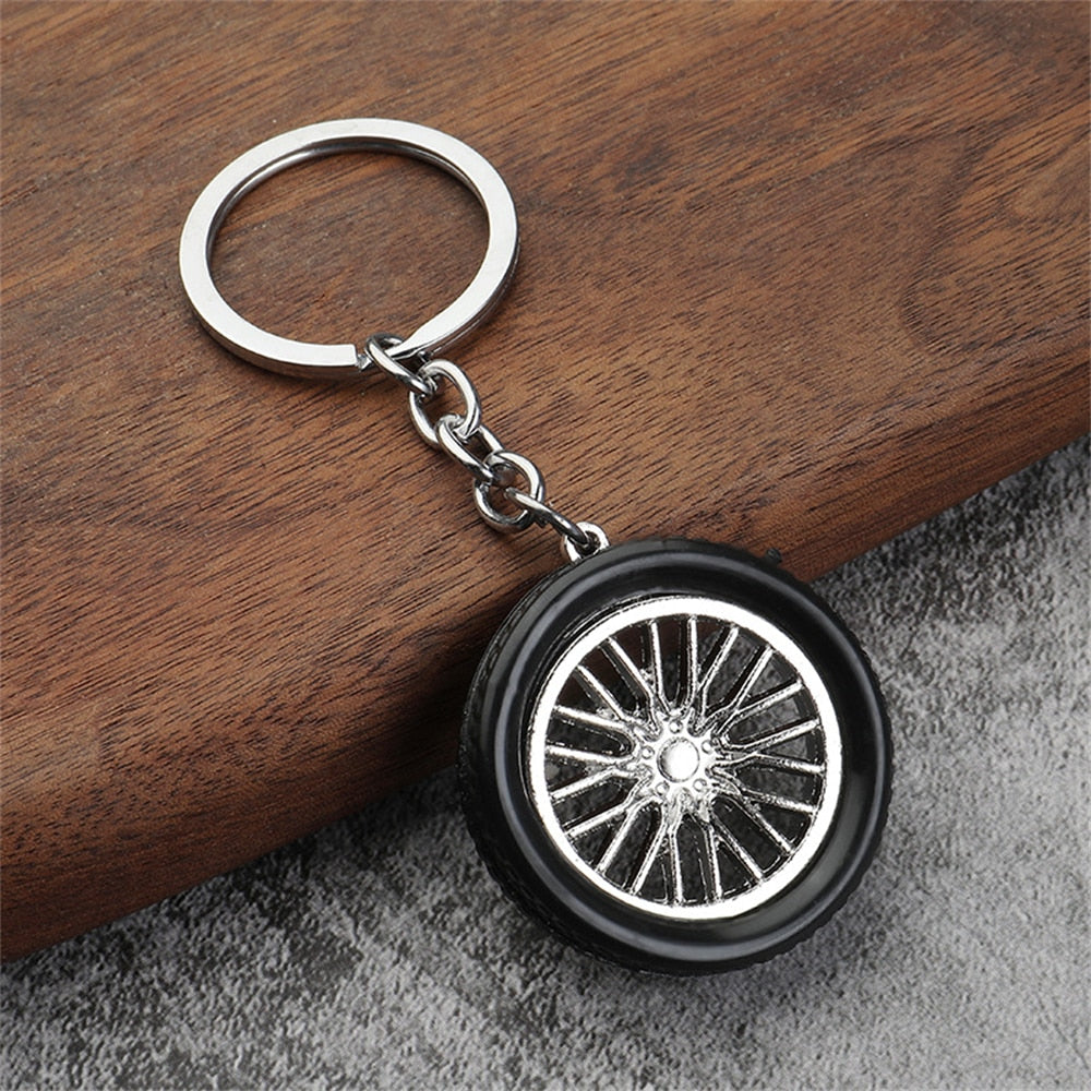 Creative Wheel Hub Key Chains Colorful Metal Tire Keyring for Men Trendy Design Car Keychain Accessories Cool Gifts