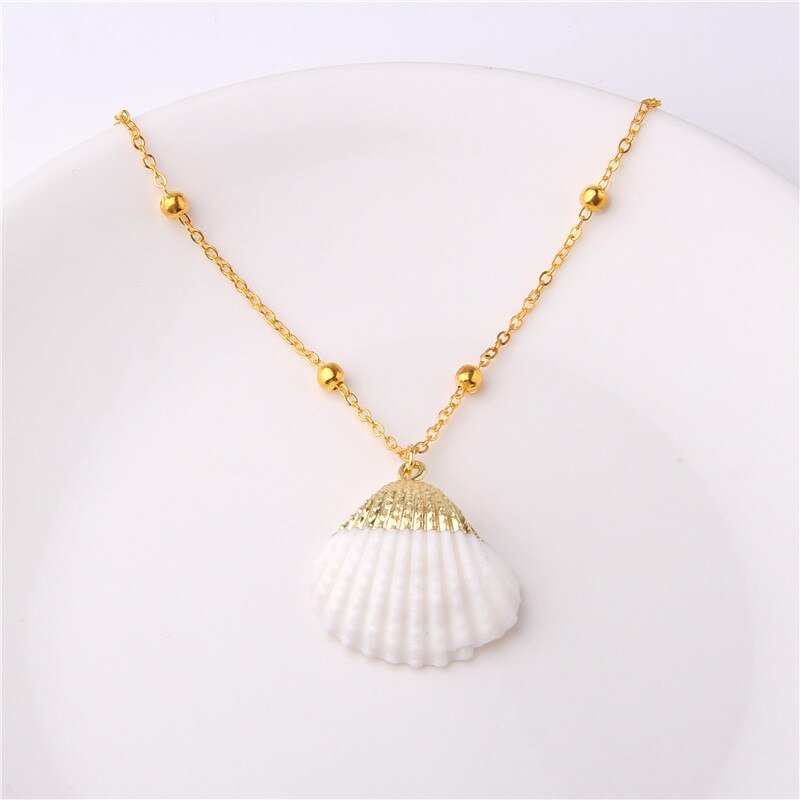Boho Conch Shell Necklace Gold Color Beads Chain Necklace Women Simple Seashell Choker Necklace Summer Beach Jewelry Party Gift