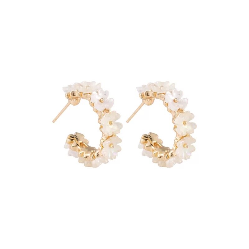 Circle Shell Flower Hoop Earrings For Women Fashion Sweet Metal Jewelry Oorbellen Gift