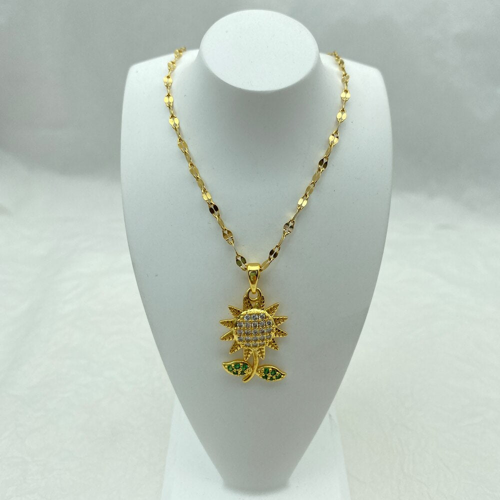 Sunflower Stainless Steel Necklace for Women Gift Cute Style Flower Copper Round Big Pendant Necklace Steel Jewelry Gold Color