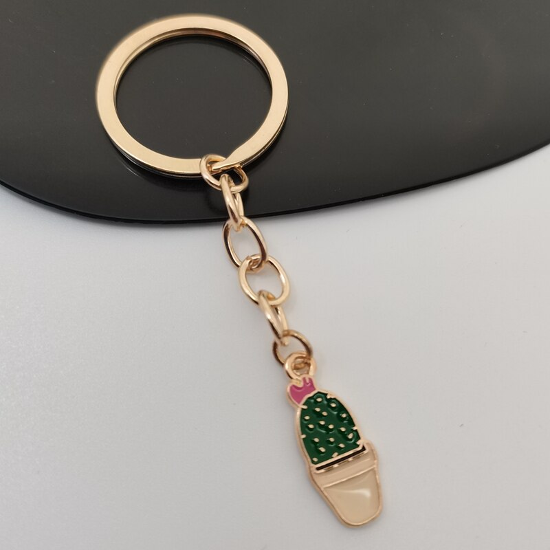 Random 1pcs Pocket Edition Small Gift Cactus Keychain Simulation Fruit Sliced Cactus Keychain