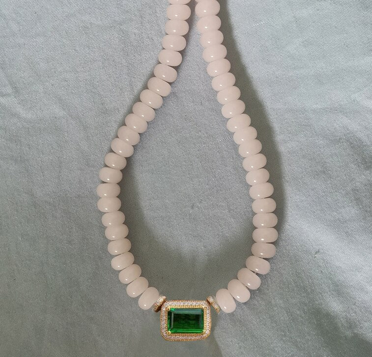 natural stone beaded Kunzite gold-plated bead collar freshwater accents large baroque pearl focal Hook fastening necklace women