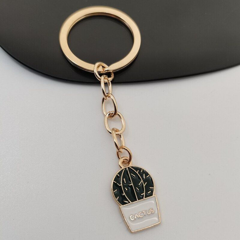 Random 1pcs Pocket Edition Small Gift Cactus Keychain Simulation Fruit Sliced Cactus Keychain