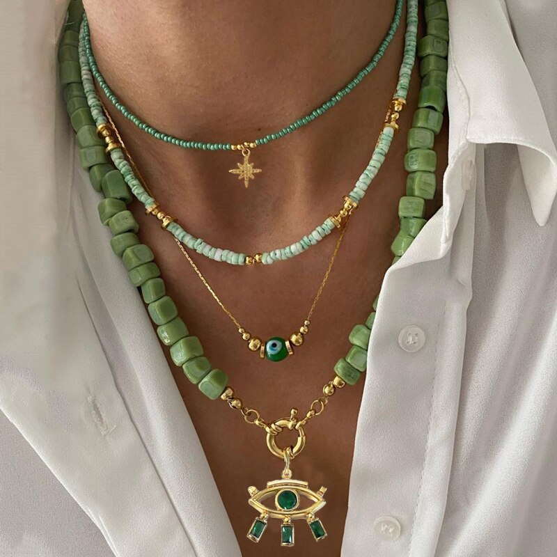 Fashion Classic White Rice Beads White Shell Stone Short Necklace Retro Charm Moon Eyes Pendant Jewelry Christmas Halloween Gift