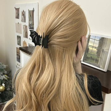 Fashionable Women's Halloween Hair Clip Bat Shaped Mini Acetic Acid Hair Claw Personalized Cute Girl Claw Hair Accessories - Charlie Dolly