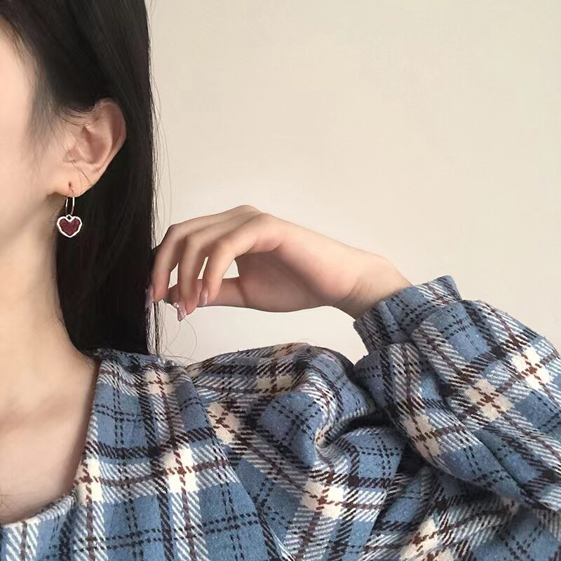 Burgundy Heart Pendant Cute Sweet Earrings For Women Simple Style Wholesale