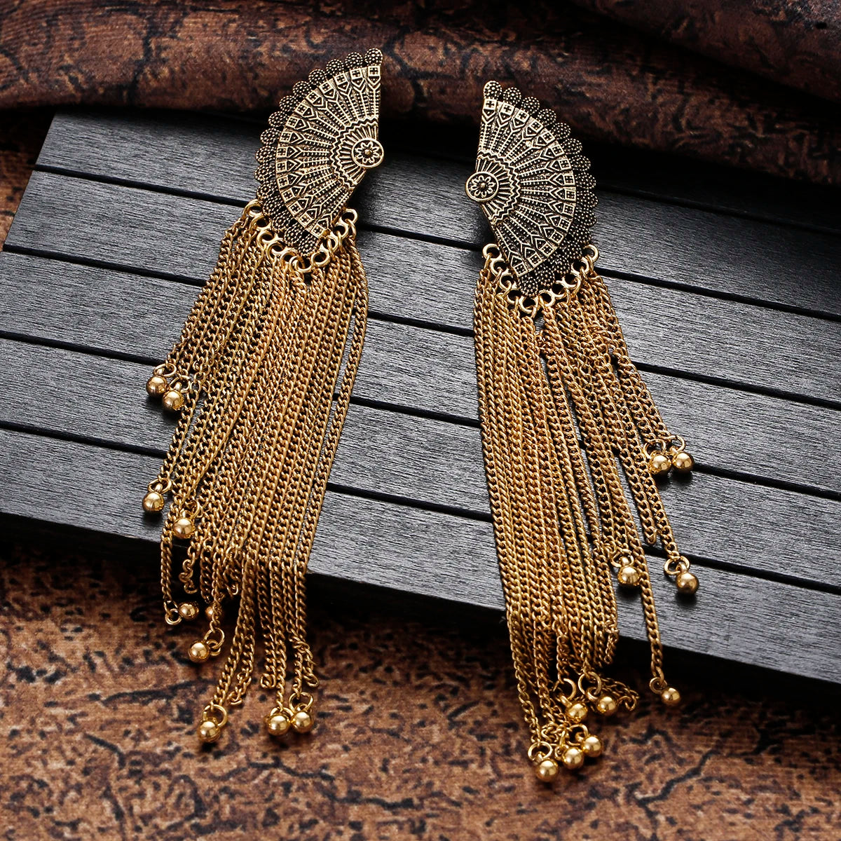 الهندي Jhumka أقراط الذهب الشظية اللون أجراس كبيرة قطرة طويلة شرابة القرط للنساء بوهو الغجر مجوهرات هدية