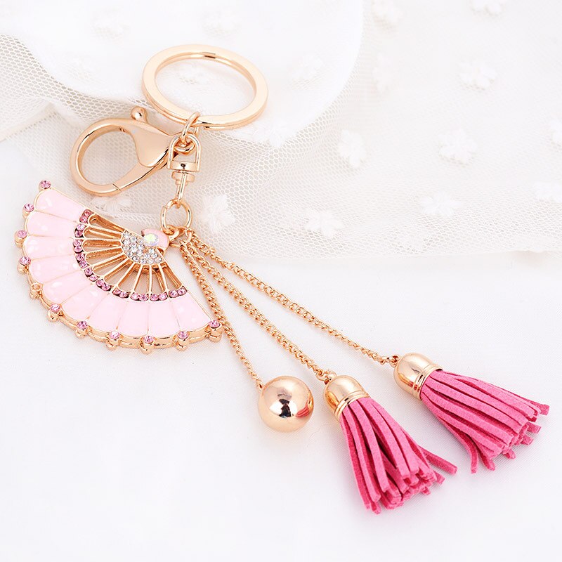 High-end zodiac little tiger car keychain female cute goldfish pendant metal key chain ring rhinestone gift