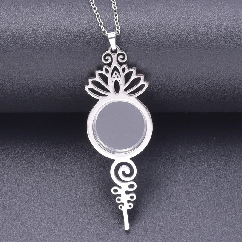 Retro Lotus Flower Photo Locket Pendant Necklace, Vintage Relicario Keepsake Talisman