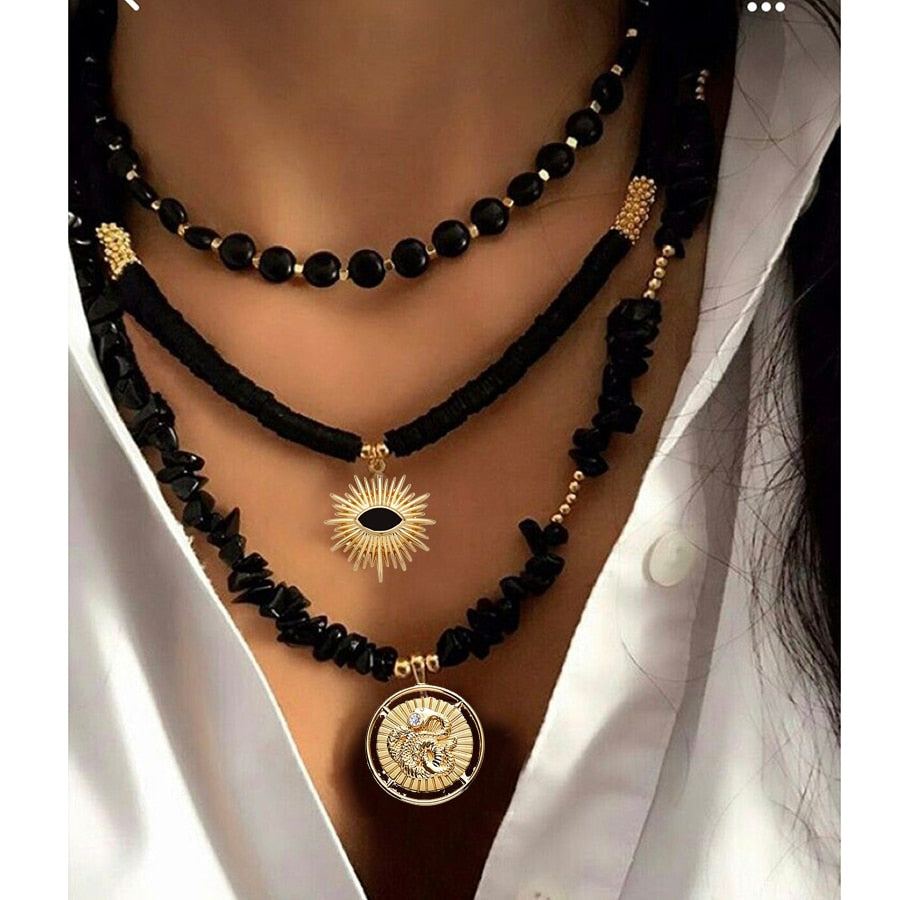 Fashion Classic White Rice Beads White Shell Stone Short Necklace Retro Charm Moon Eyes Pendant Jewelry Christmas Halloween Gift