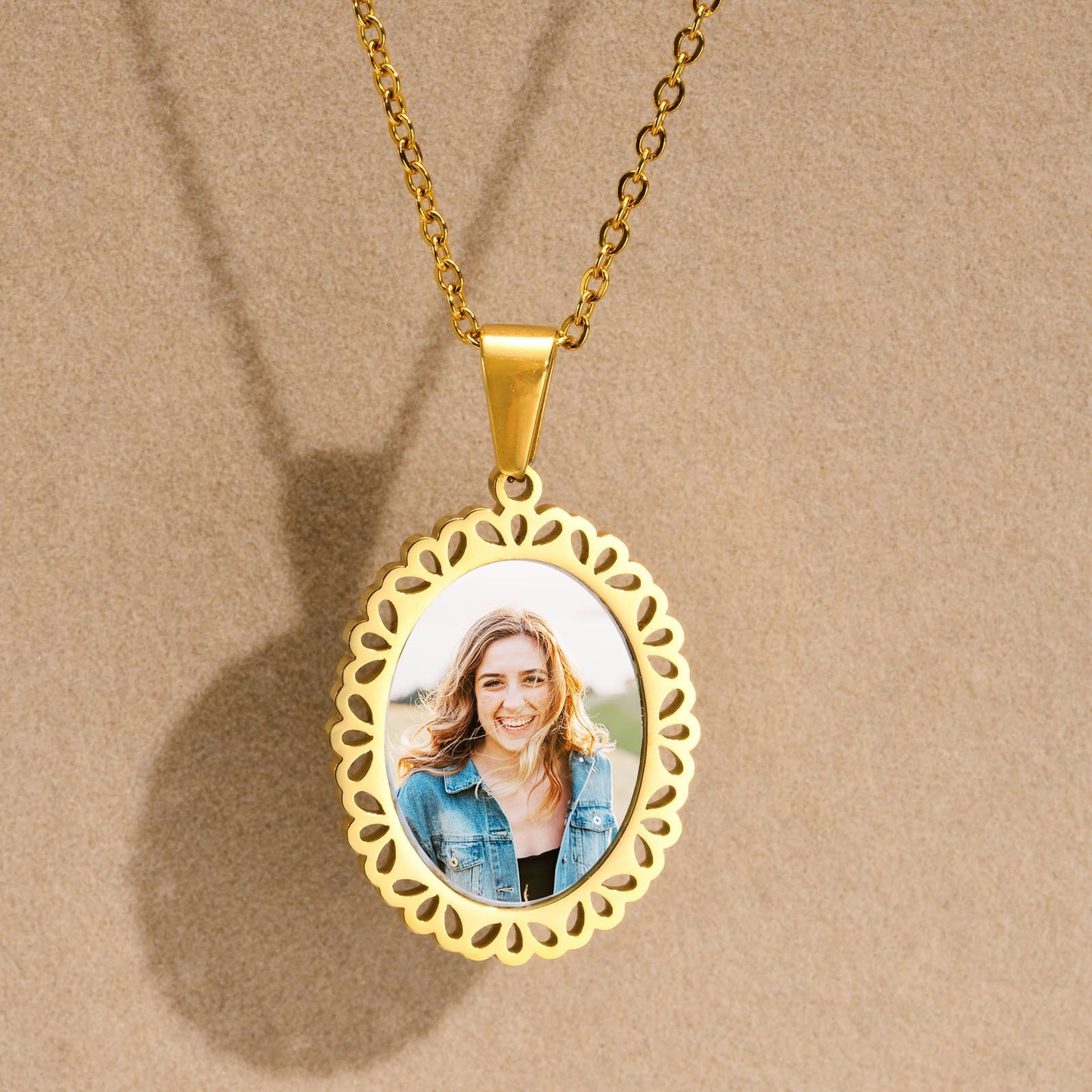 Vnox Free Custom Photo Picture Necklaces for Women, Personalize Words Stainless Steel Pendant,Mothers or Lover Gifts Jewelry