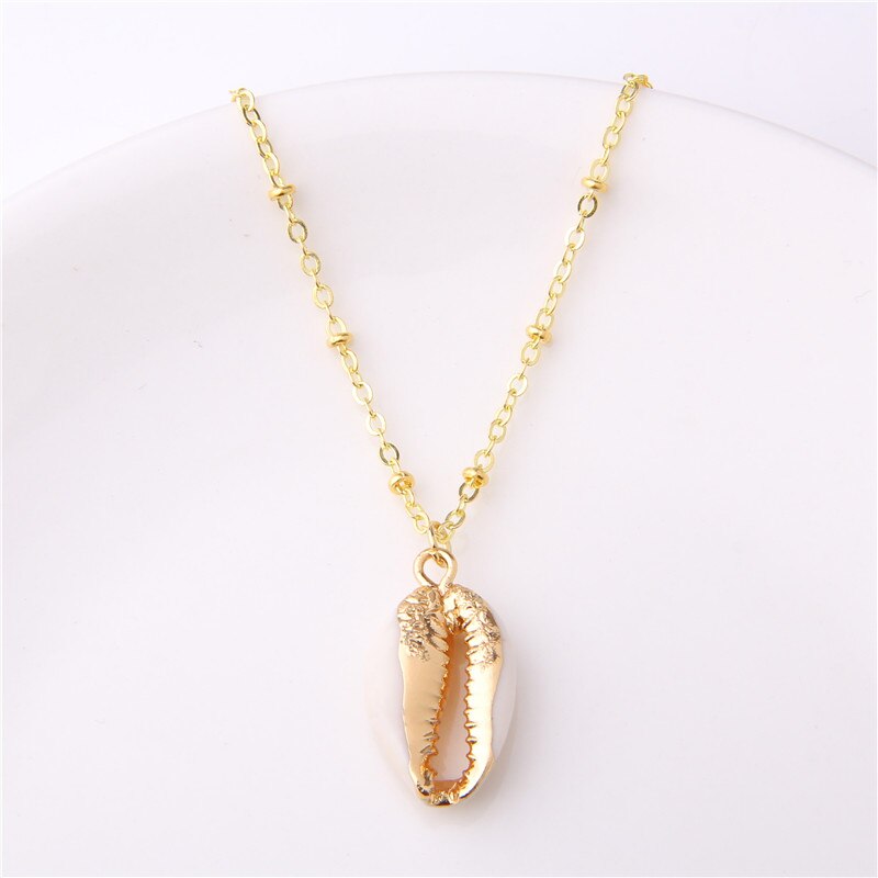Boho Conch Shell Necklace Gold Color Beads Chain Necklace Women Simple Seashell Choker Necklace Summer Beach Jewelry Party Gift