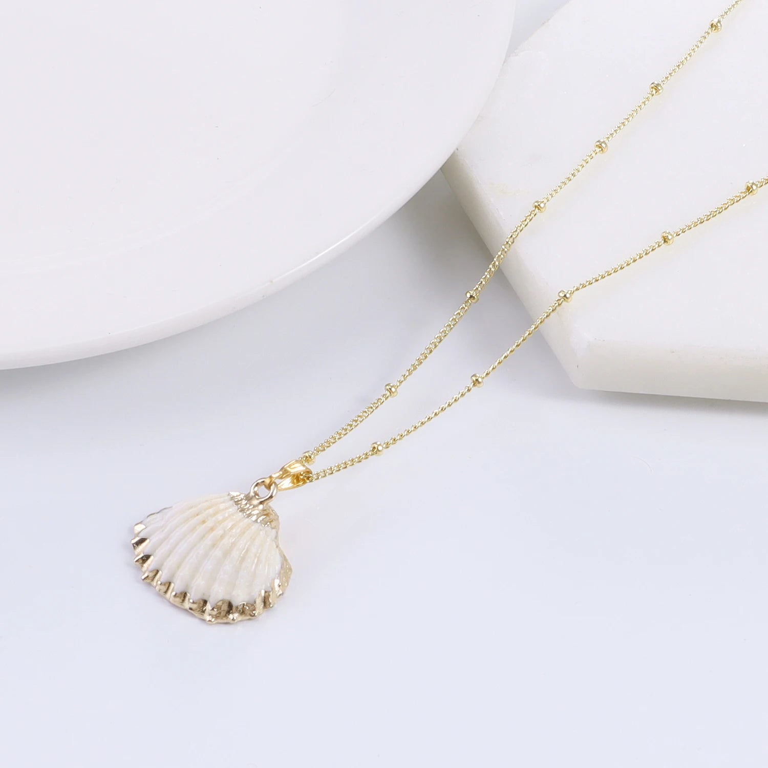 Natural Conch Shell and Gold Rim Boho Pendant Necklace