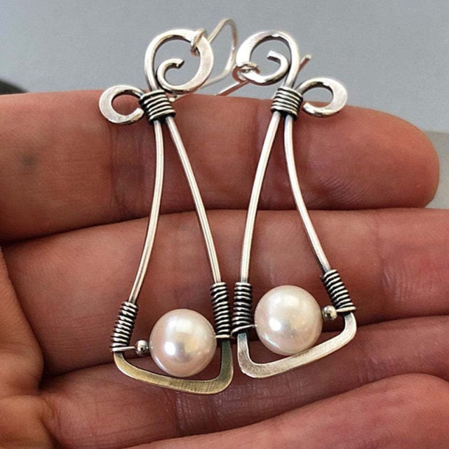 Exquisite Fashion Silver Color Water Imitation Pearls Drop Earrings for Women Shiny Red Green Round Imitation Pearls Earrings