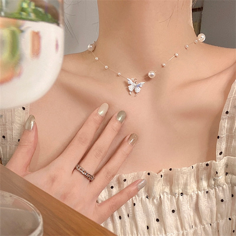 Shiny Butterfly Necklace Ladies Exquisite Double Layer Clavicle Chain Necklace Jewelry for Ladies Gift
