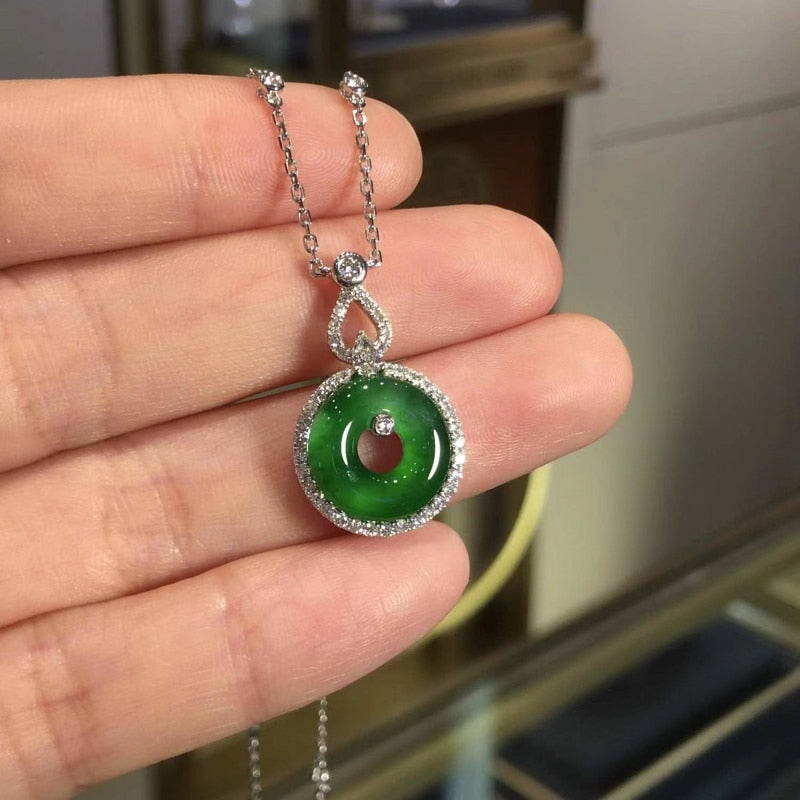 Natural Hetian Chrysoprase Pendant Inlaid Crystal Vintage Chinese Style Necklace High Sense Wedding Dinner Jewelry Gift
