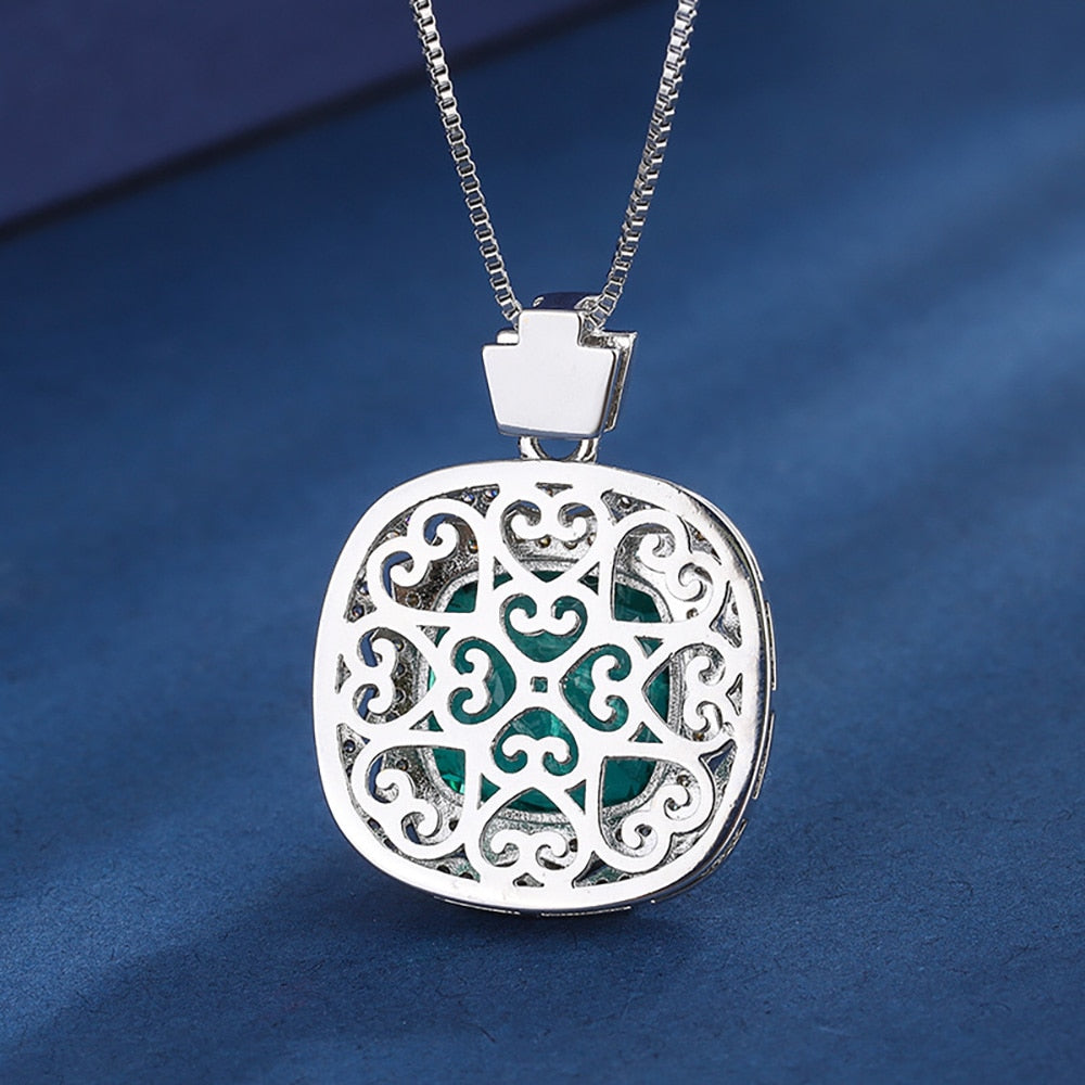 Vintage 14*14mm Emerald Pendant Necklace for Women Lab Diamond Gemstone Cocktail Party Fine Jewelry Anniversary Gift Wholesale