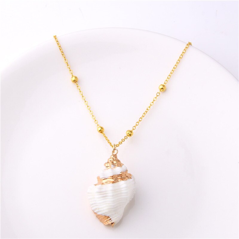 Boho Conch Shell Necklace Gold Color Beads Chain Necklace Women Simple Seashell Choker Necklace Summer Beach Jewelry Party Gift