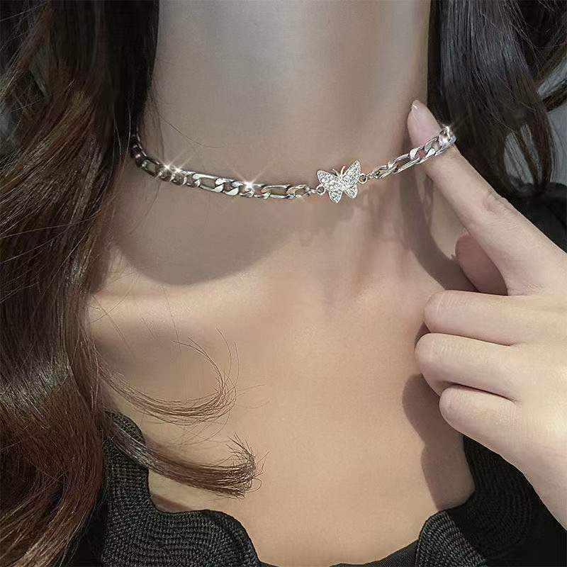Shiny Butterfly Necklace Ladies Exquisite Double Layer Clavicle Chain Necklace Jewelry for Ladies Gift