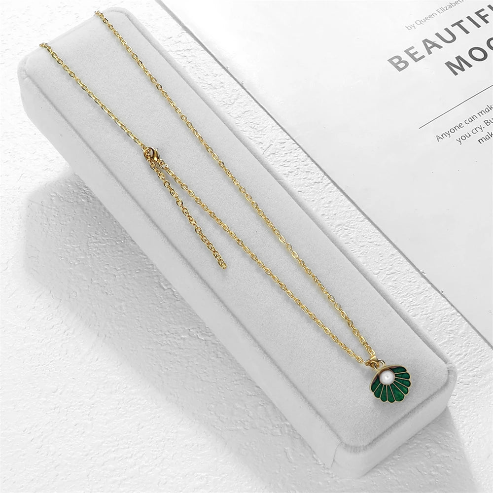 Shell and Pearl Pendant Boho Necklace