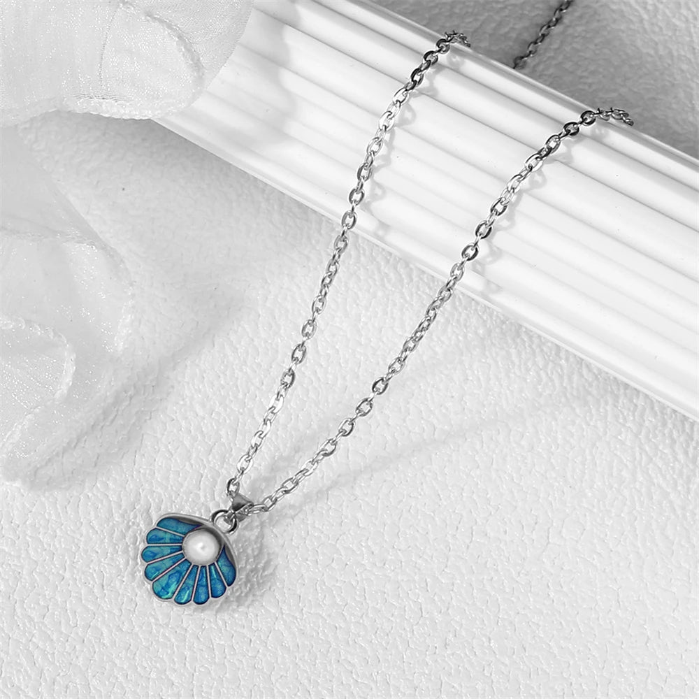 Shell and Pearl Pendant Boho Necklace