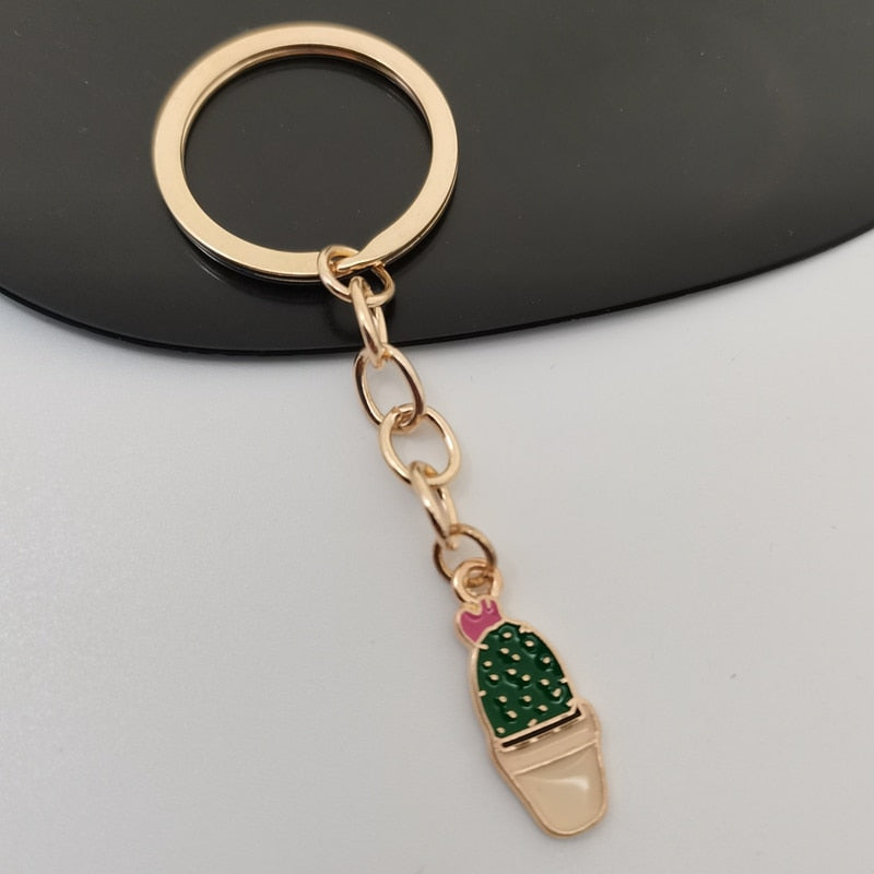 Random 1pcs Pocket Edition Small Gift Cactus Keychain Simulation Fruit Sliced Cactus Keychain