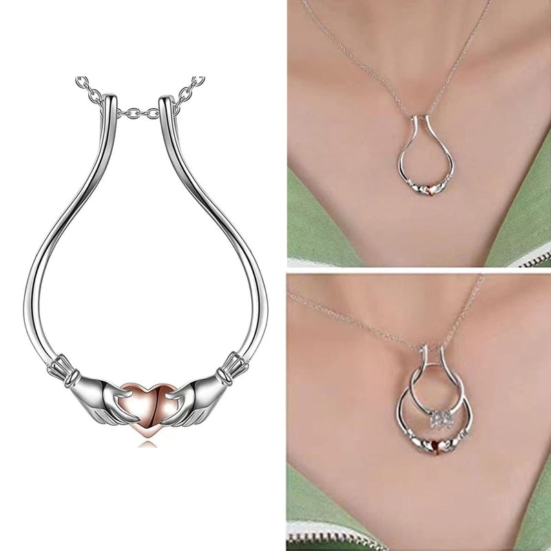 R3MC Hug Hand Heart Ring Holder Necklace Pendant Jewelry for Women Girlfriend Ring Keeper for Nurse Worker Anniversary