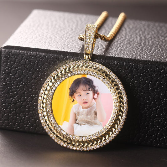 Personalized Iced Out Photo Frame Round Cubic Zircon Memorial Picture Pendant Photo Necklace - Charlie Dolly