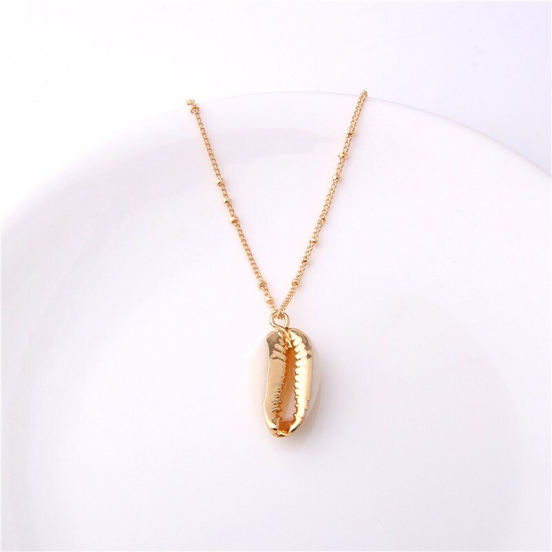 Boho Conch Shell Necklace Gold Color Beads Chain Necklace Women Simple Seashell Choker Necklace Summer Beach Jewelry Party Gift